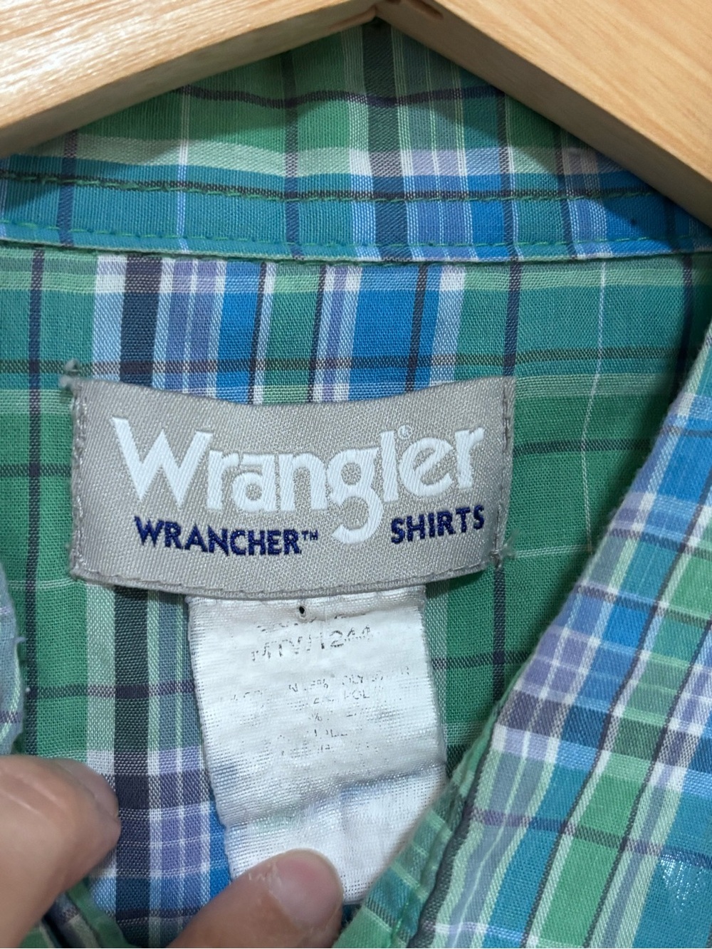Wrangler Men's Green Casual Plaid Short-Sleeve Western Shirt Pearl Snaps - Picture 5 of 6
